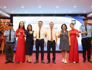 Bảo vệ khách sạn tòa nhà tại TPHCM