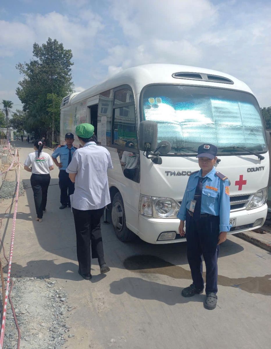 chương trình khám chữa bệnh lưu động được tổ chức tại các Doanh Nghiệp